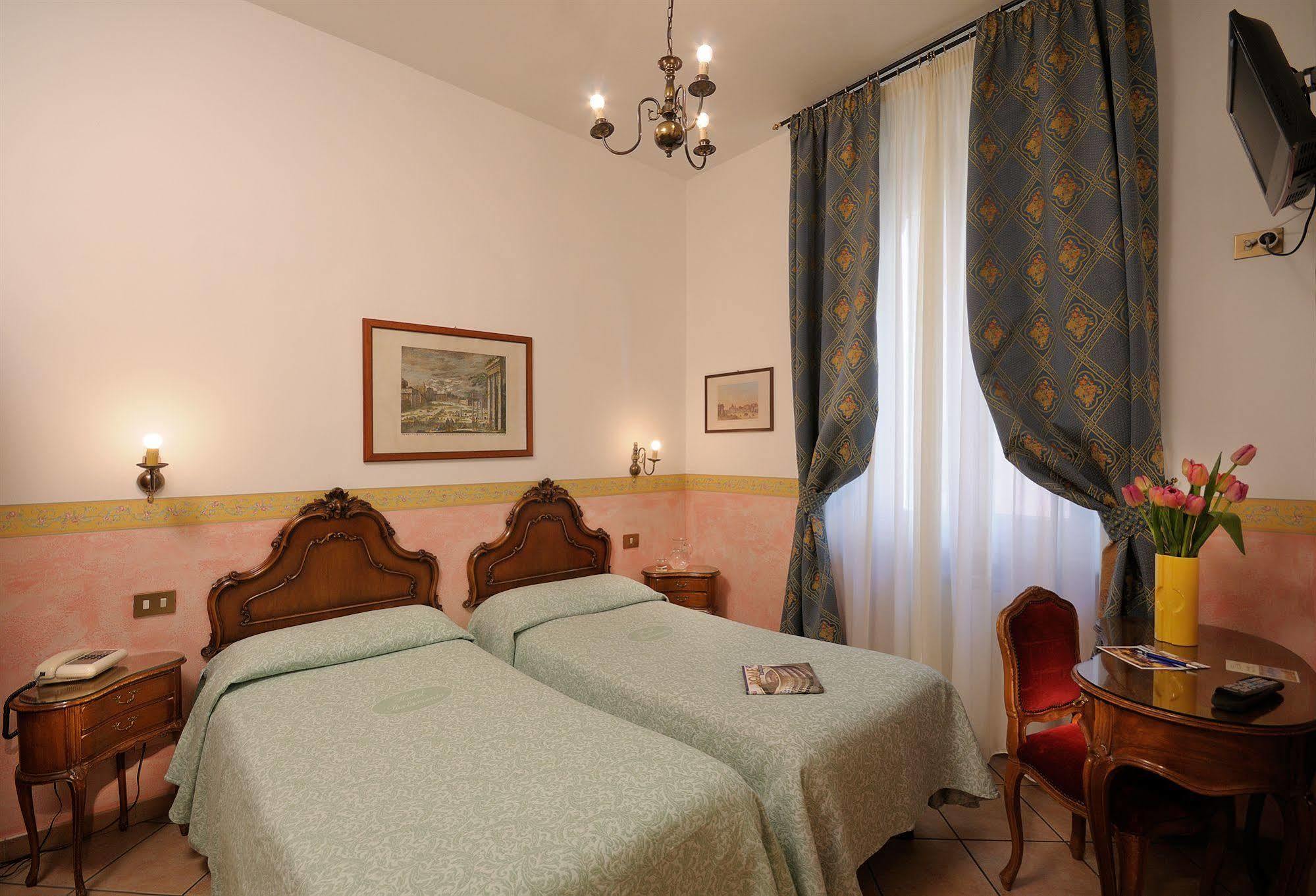 Parlamento Boutique Hotel Рим Экстерьер фото